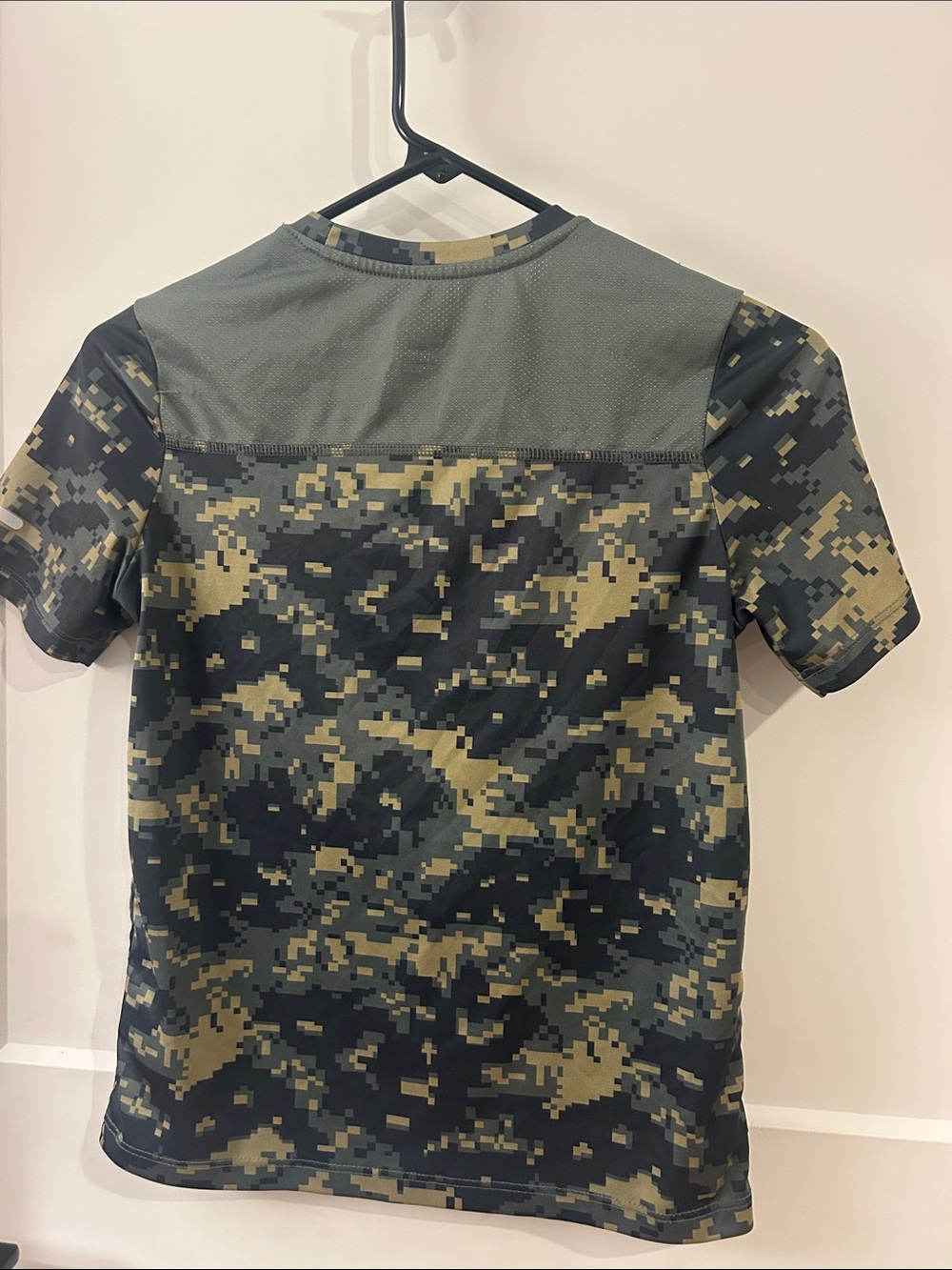 Camo Performance Tee - Picture 5 of 7